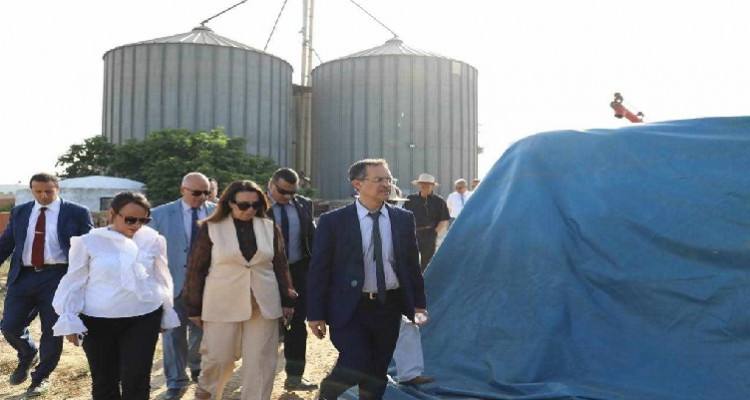 Le ministre de l'Agriculture poursuit les progrès de la saison des récoltes à Nabeul