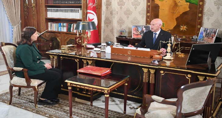 Interruptions d'eau potable et ne pas soulever les déchets des axes de la réunion de Saeed Al -zazari