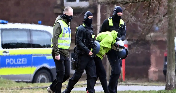 Une accusation syrienne d'essayer de liquider un espagnol au mémorial de l'Holocauste en B.