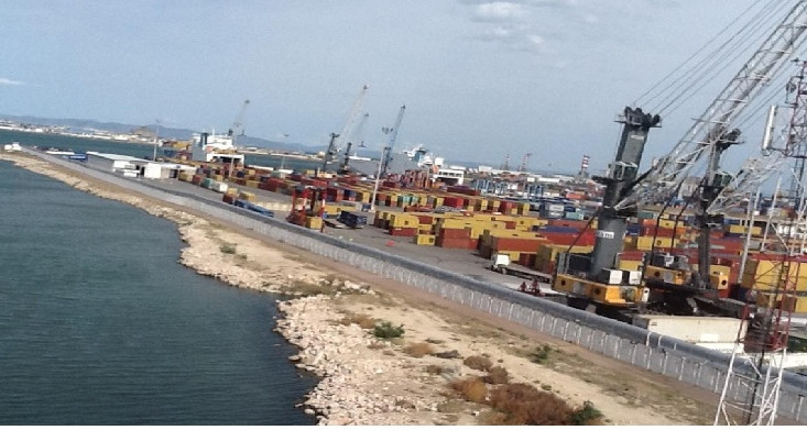 Procédures pour développer des travaux dans le port de rades