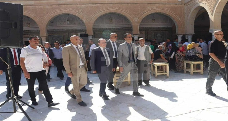 Le ministre du Tourisme supervise l'inauguration de Dar al -Joud dans la ville d'Al -Ati