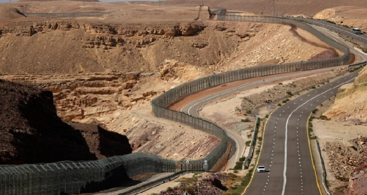 Katz a ordonné la transformation de la zone frontalière avec l'Égypte en zone militaire fermée