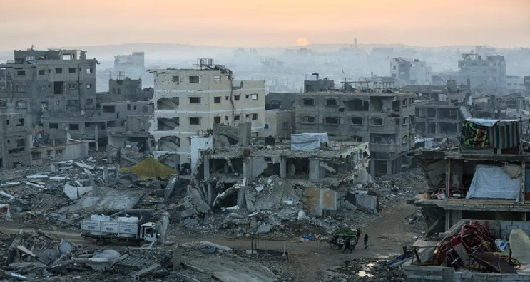 5 Palestiniens ont été tués dans une attaque israélienne contre une école pour personnes déplacées à Gaza