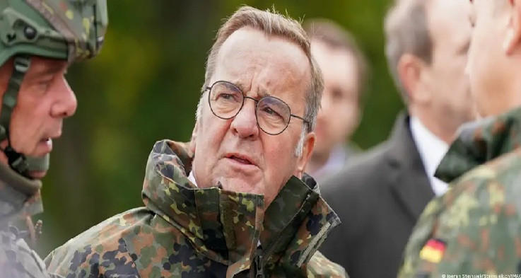 Le ministre allemand de la Défense dénonce un comportement choquant dans une unité militaire