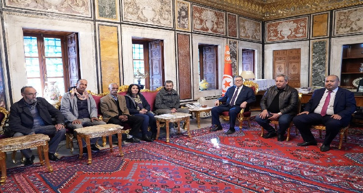 Le président de l'Assemblée des représentants du peuple reçoit les représentants des travailleurs agricoles