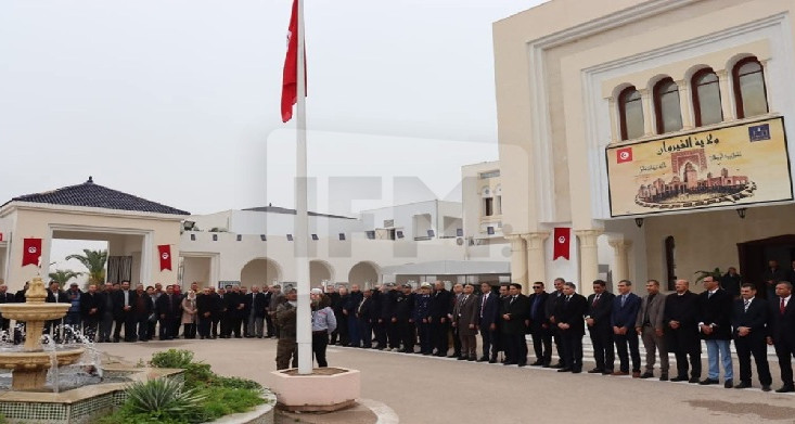 Un défilé régional célébrant le 15ème anniversaire du Jour de la Révolution