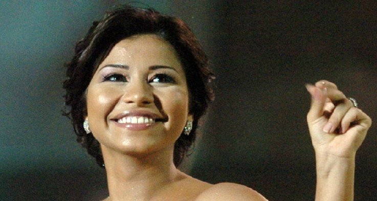 L'artiste Sherine a été secrètement transportée en ambulance au domicile d'un artiste bien connu