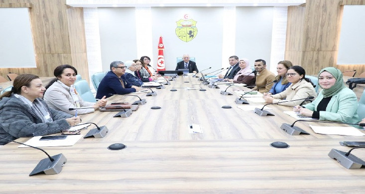 Le développement de la radiothérapie et des médicaments radiopharmaceutiques est au centre d'une séance stratégique au ministère de la Santé