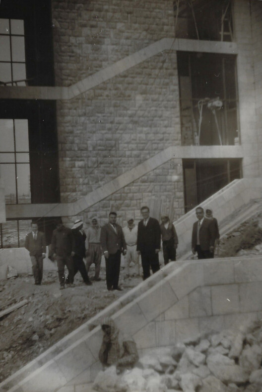 La Triennale d'architecture de Sharjah présente "Un voyage dans les archives d'architecture" Concentré sur Bagdad, Damas et Tunis - Image 3 sur 10